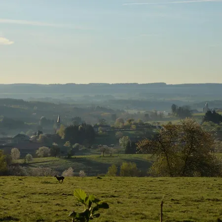Charme Rural, Verte Confortable Avec Petit-dejeuner Gourmet - Fr-1-589-741 Bed and Breakfast 3*